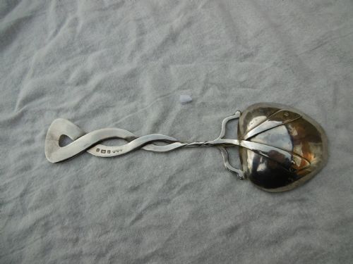 1900 RARE LARGE LIBERTY SILVER SPOON BY OLIVER BARKER 67 GRAMS - ADDITIONAL PHOTO 1