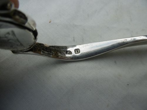 1799 FINE PAIR OF GEORGE 111 SERVING TONGS BY WILKES BOOTH NICE CREST 138G - ADDITIONAL PHOTO 3