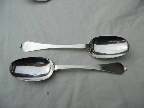 1699 RARE PAIR OF WILLIAM 111 DOGNOSE TABLESPOONS BY ISAAC DAVENPORT 114G - ADDITIONAL PHOTO 5