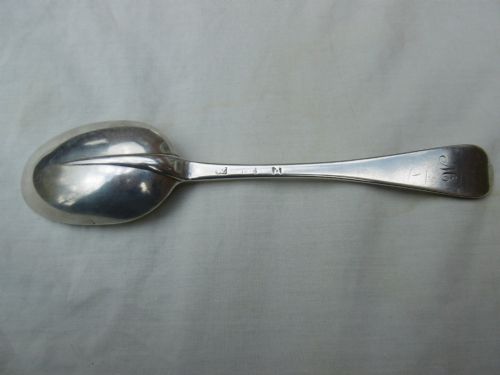 c1730 very rare scottish provincial elgin rat tail tablespoon by william livingstone 75g - CATEGORY: ANTIQUE SILVER - DATED 18TH CENTURY