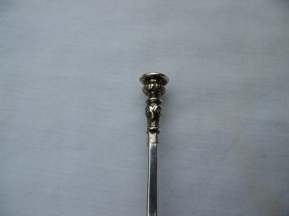 c1630 fine very rare Exeter seal top spoon by William Bartlett View VI
