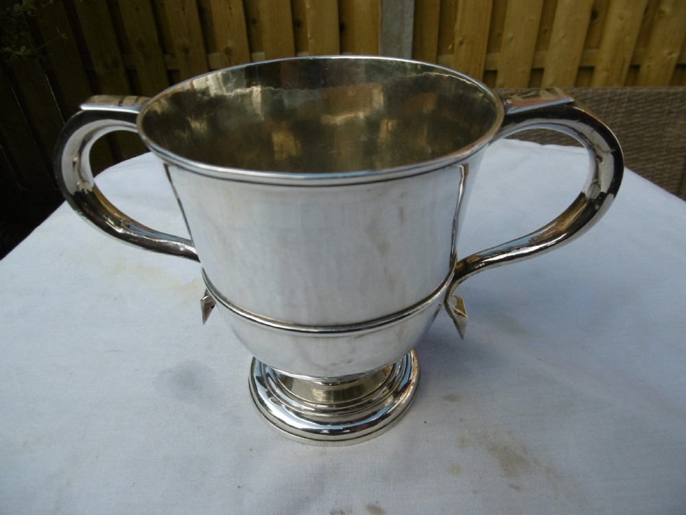 1736 very good George 11 large silver cup by Thomas Mason 330 grams