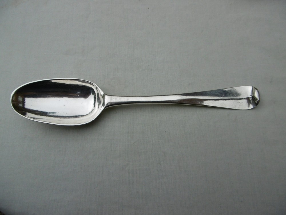 1736 very rare Irish silver spoon by Esther Forbes great marks and crest View IV