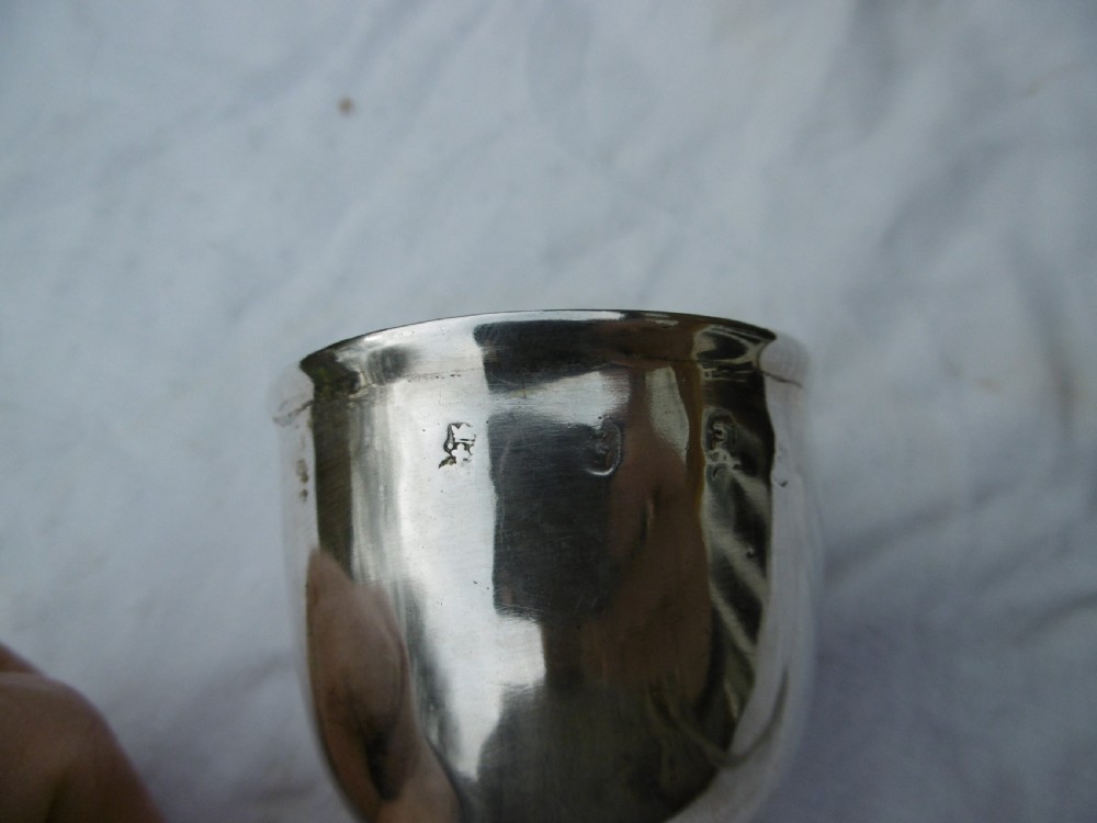 1698 very rare 17th century Britannia standard  cup 50g View II