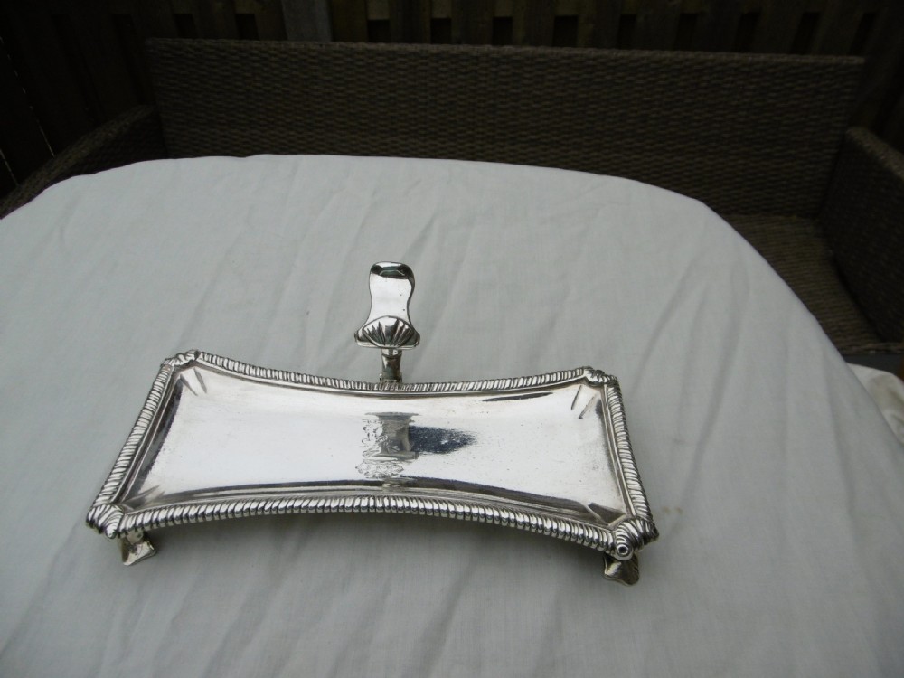 1764 fine George 111 silver snuffers tray or stand  by William Cafe 290g Great Crest
