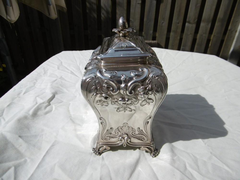 1760 fine George 111 tea caddy by top makers Daniel Smith and Robert Sharp 230g View IV