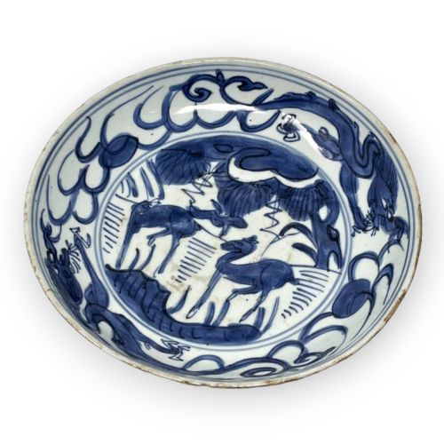 Beautiful Ming blue and white 'Kraak' bowl