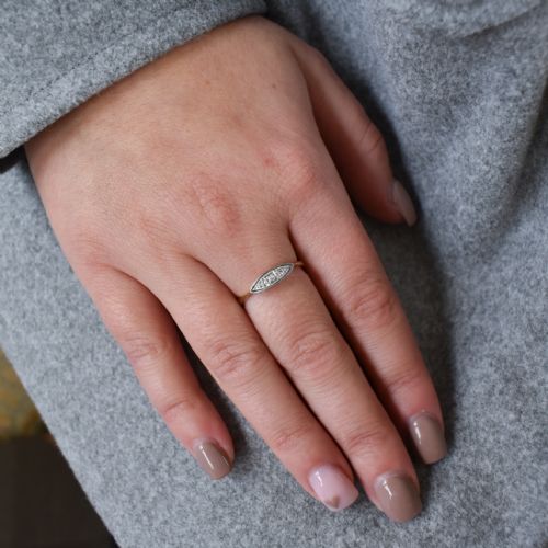 Art Deco Diamond Three Stone Trilogy 18ct 18K Gold and Platinum Ring - Antique