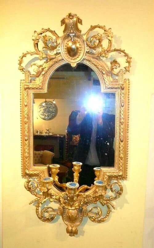 Beautiful Victorian Gilt Sconced Antique Mirror