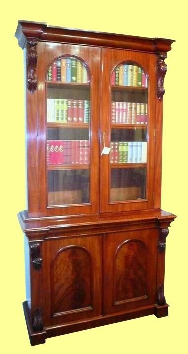 Quality Victorian Mahogany Two Door Antique Bookcase