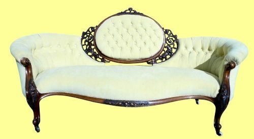 Beautiful Victorian Walnut Cameo Antique Cabriole Leged Settee