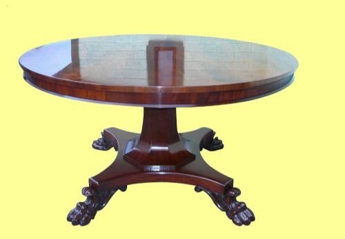 Stunning Quality William IV Circular Mahogany Table with a Great Center Pedestal
