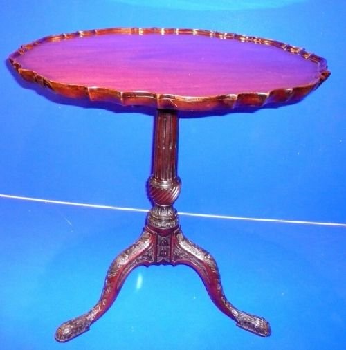 Fine Quality 19th Century Mahogany Tri Pod Table 



Fine Quality 19th Century Mahogany Tri Pod Table