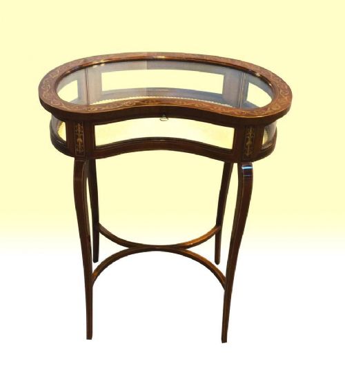 Stunning Quality Kidney Shape Antique Bijouterie Display Table