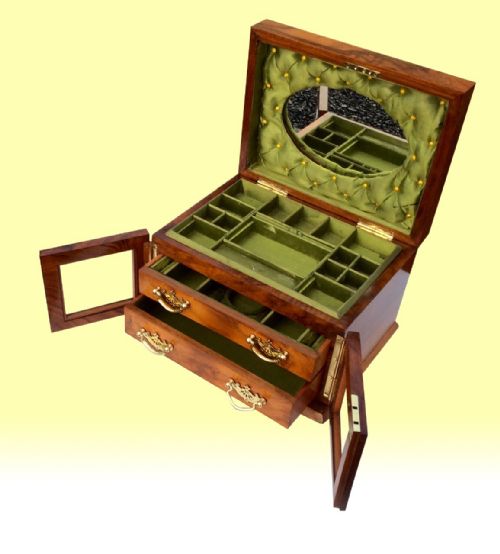 Stunning Large Quality Figured Walnut Antique Domed Top Jewellery Box