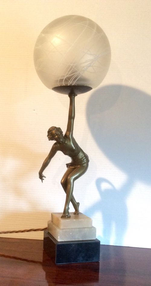 Beautiful Antique Art Deco Lady Lamp