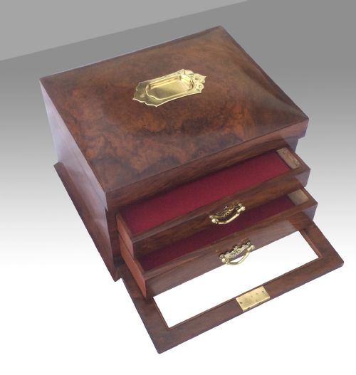 Superb Large Antique Walnut Jewellery Box