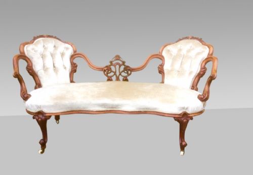 A Beautiful Antique Walnut Window Seat Settee of Small Proportions .