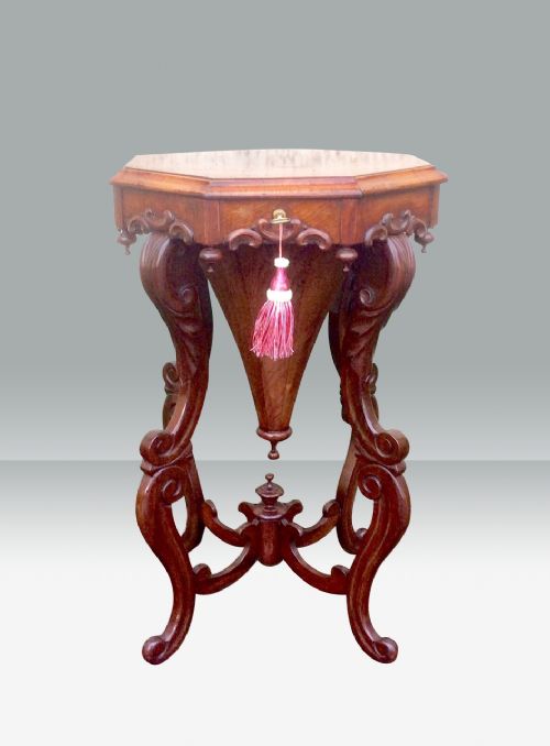 Beautiful Antique Rosewood Victorian Sewing, Work, Lamp Table