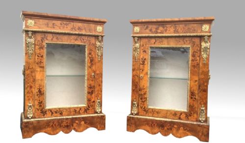 PAIR OF ANTIQUE WALNUT PIER SIDE DISPLAY CABINETS - ADDITIONAL PHOTO 4