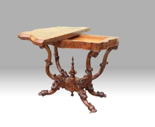 ANTIQUE BURR WALNUT SERPENTINE SHAPED ANTIQUE GAMES CARD TABLE - ADDITIONAL PHOTO 6