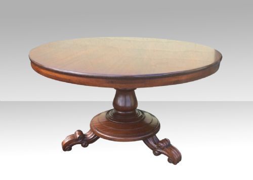 Antique Circular Mahogany Breakfast Dining,hall Table .
