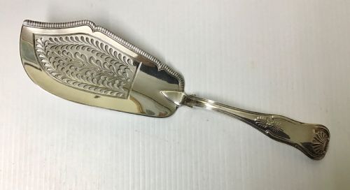 Antique Silver Fish Slice in Kings Pattern
