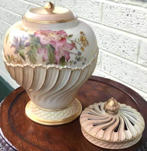 ANTIQUE ROYAL WORCESTER BLUSH IVORY POT POURRI VASE AND COVER - ADDITIONAL PHOTO 2