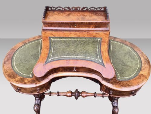 BURR WALNUT KIDNEY SHAPED ANTIQUE DESK42INS X 40INS X 21INS DEEP - ADDITIONAL PHOTO 6