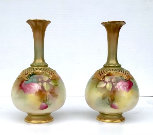 FINE PAIR OF ROYAL WORCESTER ROSE PAINTED VASES - ADDITIONAL PHOTO 1