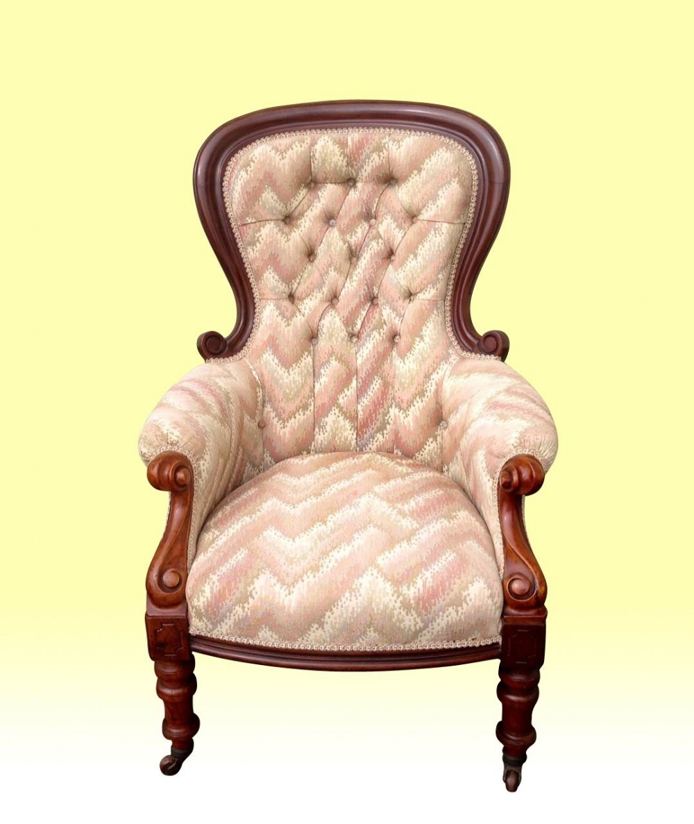 Large  Victorian Mahogany Spoon Back Chair
