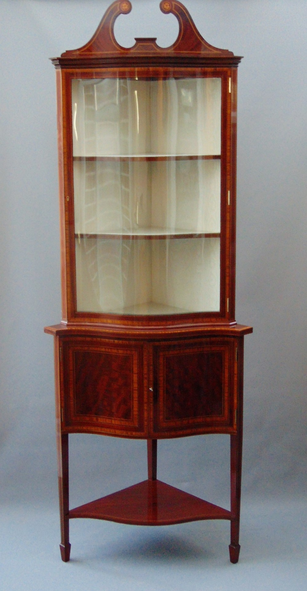 Stunning Quality Inlaid Mahogany Serpentine Shaped Antique Corner Cabinet