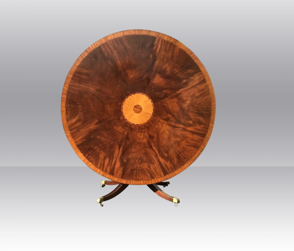Large Antique Design Circular Inlaid Mahogany  Veneered Dining, Breakfast,Hall Table.