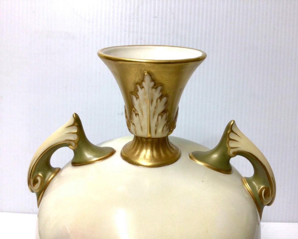 Antique Royal Worcester Harry Davis Sheep Vase View IX