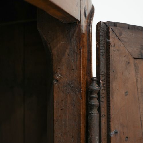 LOUIS XV WALNUT ARMOIRE - ADDITIONAL PHOTO 3