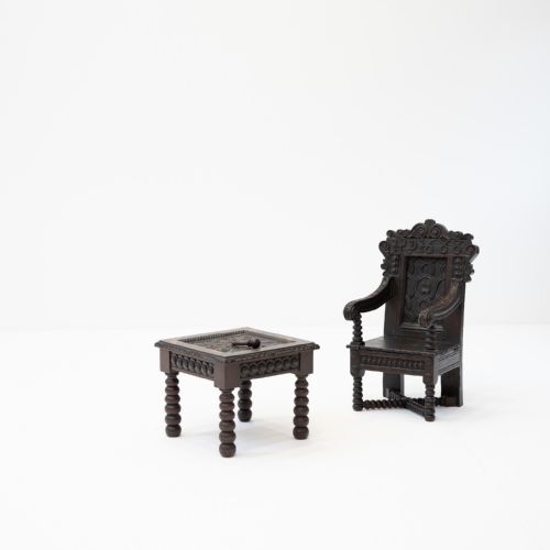 JOINED OAK CARVED CHILDS HIGHCHAIR ON STAND INITIALLED RD AND DATED 1688 - ADDITIONAL PHOTO 6