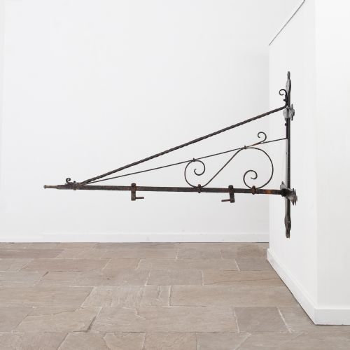 EARLY 20TH CENTURY SIGN BRACKET - ADDITIONAL PHOTO 1