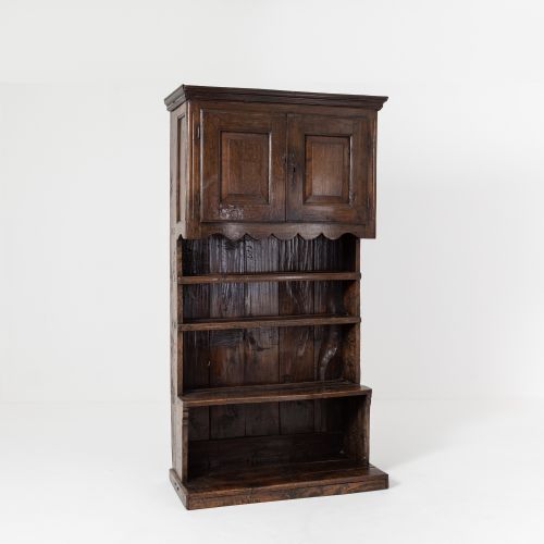 18TH CENTURY PROVINCIAL FRENCH OAK CUPBOARD - ADDITIONAL PHOTO 2