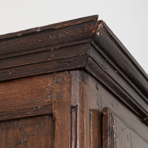 18TH CENTURY PROVINCIAL FRENCH OAK CUPBOARD - ADDITIONAL PHOTO 9