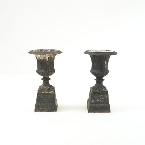 PAIR OF CAST IRON CAMPANA URNS ON PLINTHS - ADDITIONAL PHOTO 1