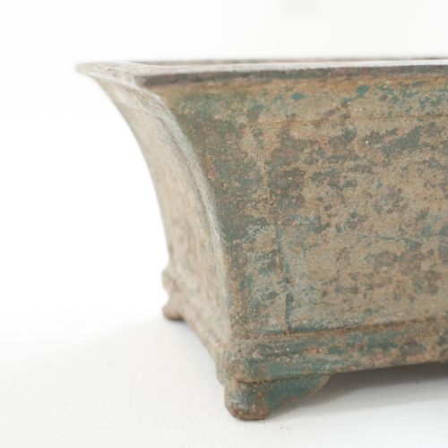 PAIR OF SMALL PAINTED CAST IRON GARDEN URNS - ADDITIONAL PHOTO 3