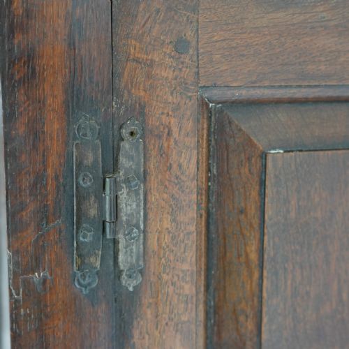 18TH CENTURY ENGLISH OAK HANGING SPICE CUPBOARD - ADDITIONAL PHOTO 4
