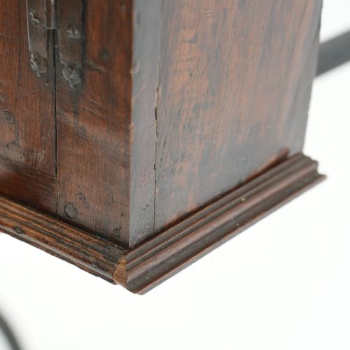 18TH CENTURY ENGLISH OAK HANGING SPICE CUPBOARD - ADDITIONAL PHOTO 11