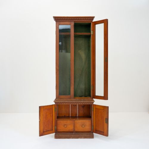 19TH CENTURY TWOPART GUN CABINET - ADDITIONAL PHOTO 5