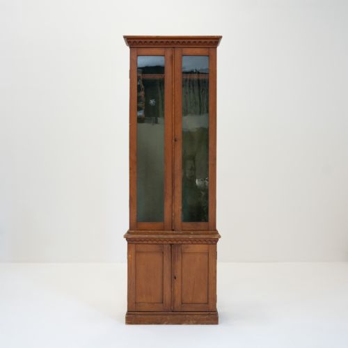 19TH CENTURY TWOPART GUN CABINET - ADDITIONAL PHOTO 8
