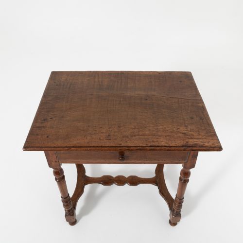 17TH CENTURY WELSH TAVERN TABLE - ADDITIONAL PHOTO 3