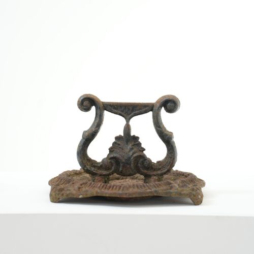 VICTORIAN CAST IRON BOOT SCRAPER - ADDITIONAL PHOTO 5