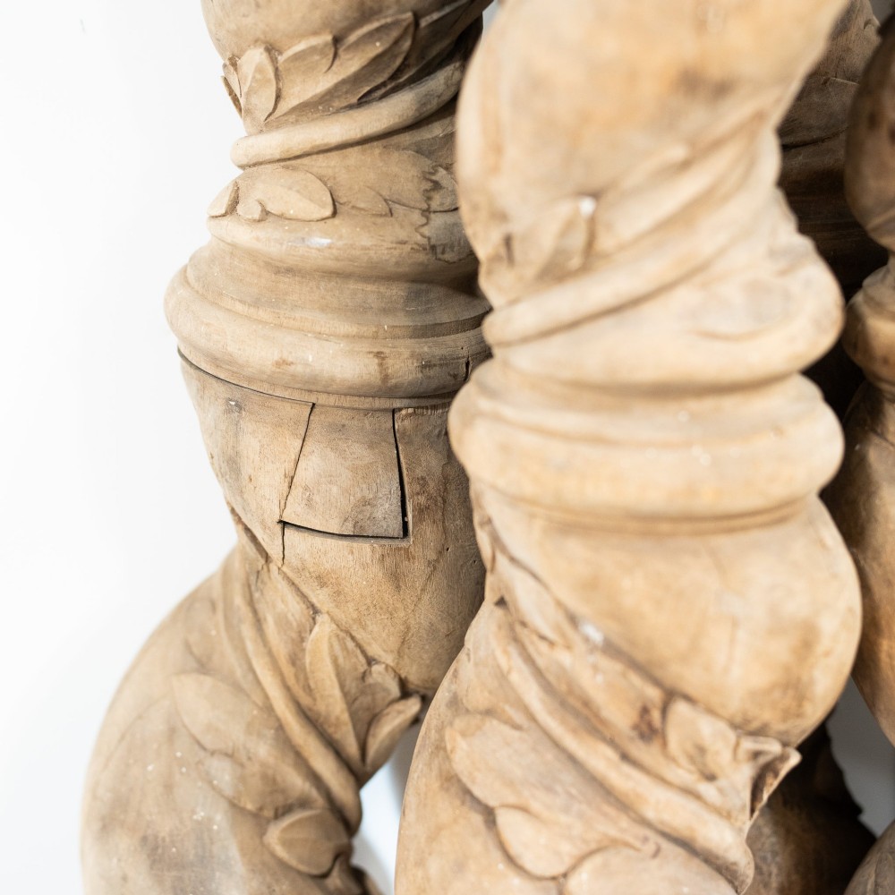 Set of Four Continental 18th Century Poplar Wrythen Columns, circa 1740–1780 View IV