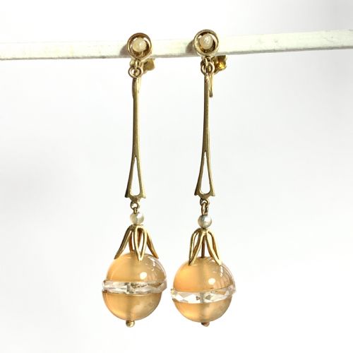 EDWARDIAN 15CT GOLD CHALCEDONY PEARL AND ROCK CRYSTAL EGG EARRINGS - ADDITIONAL PHOTO 1