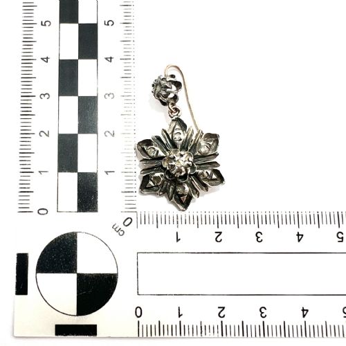 SILVER AND GOLD GEORGIAN ROSE CUT DIAMOND FLOWER EARRINGS - ADDITIONAL PHOTO 3